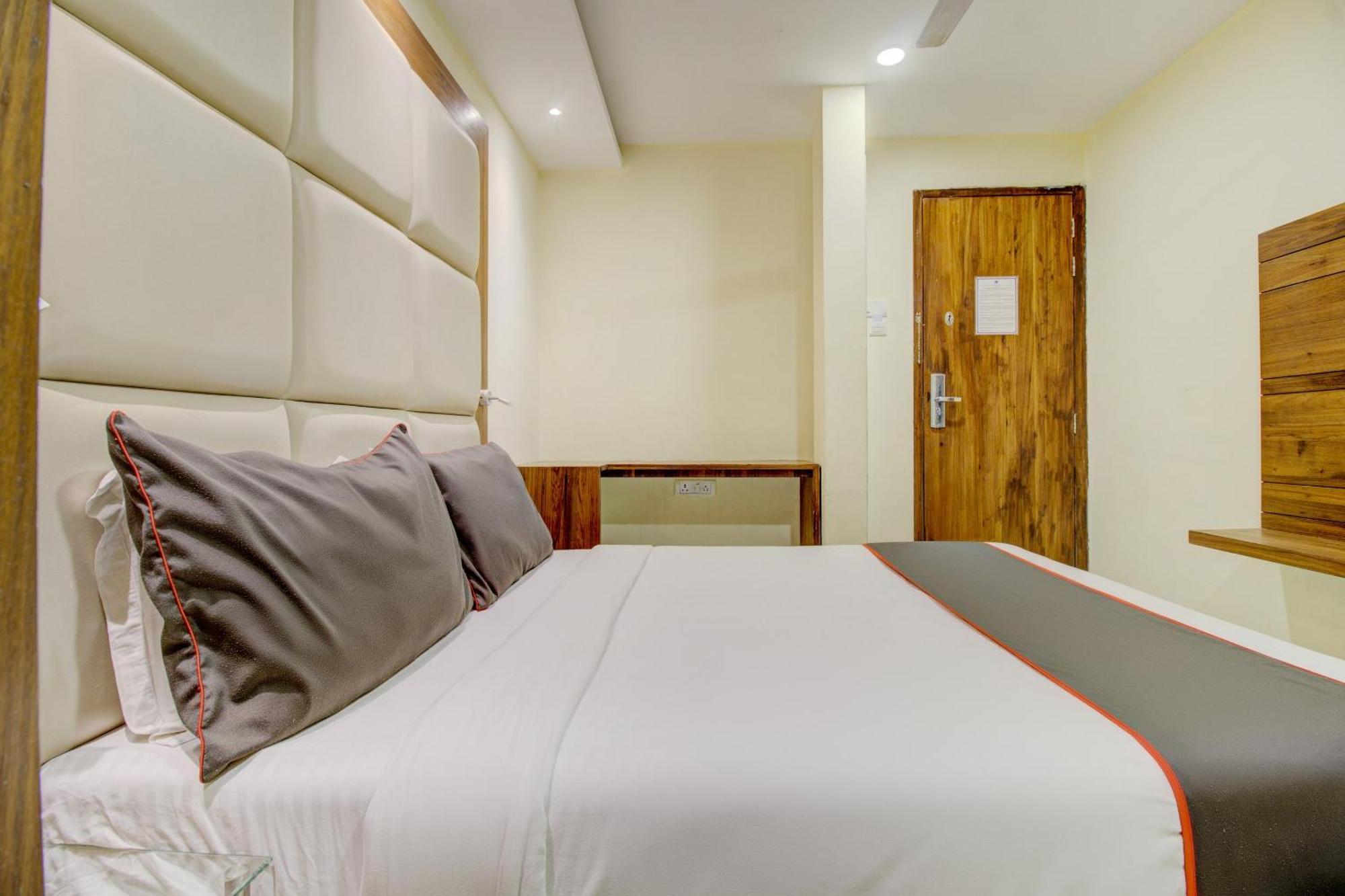 Hotel O Address Inn — Photos 2